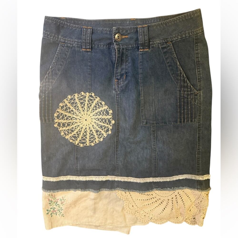 Y2K Upcycled Denim Skirt Lace Crochet Hem Boho Prairie Womens Size M Cottagecore
